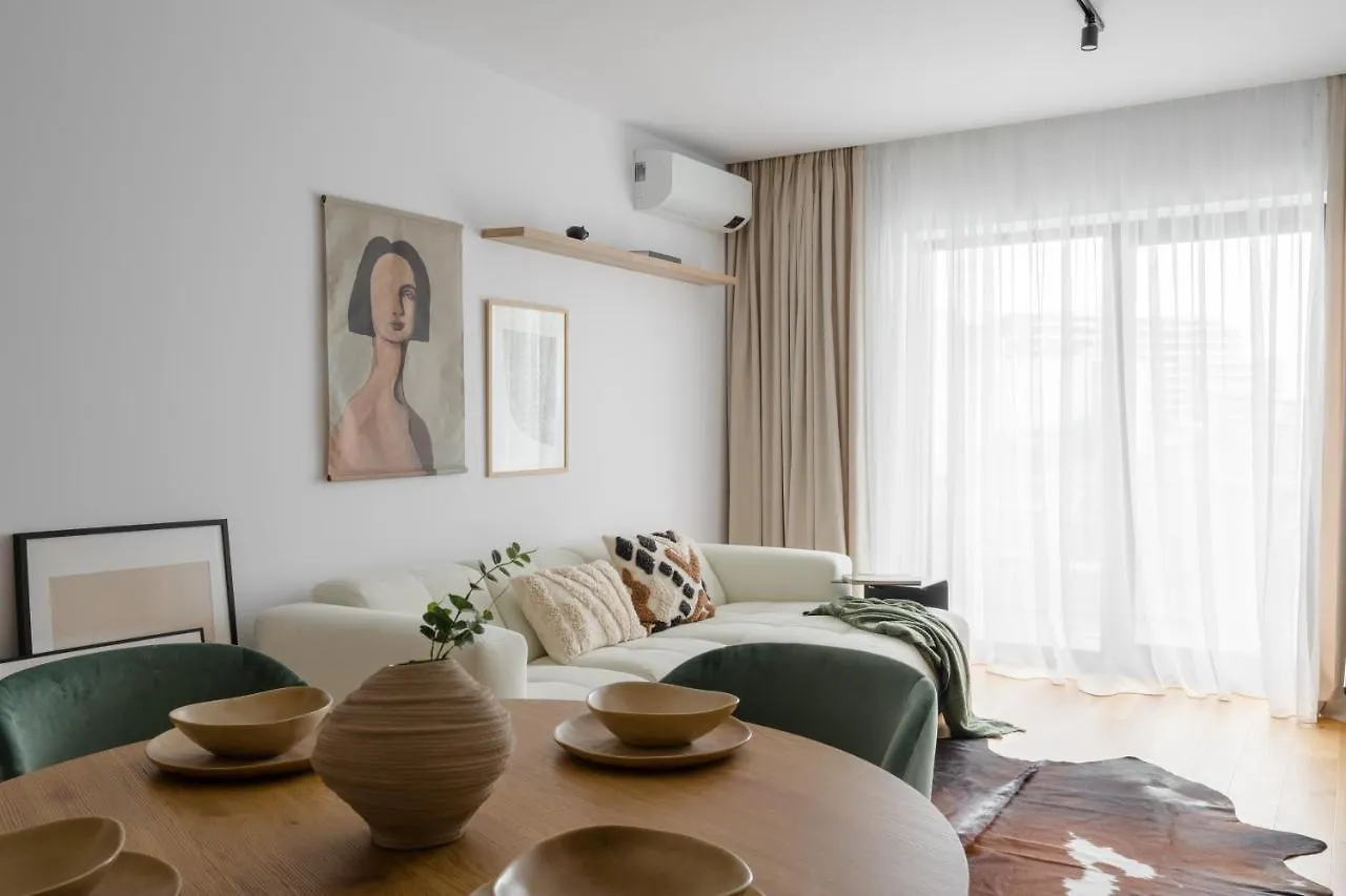 Herastrau Parkview - One-Bedroom Apartment ブカレスト